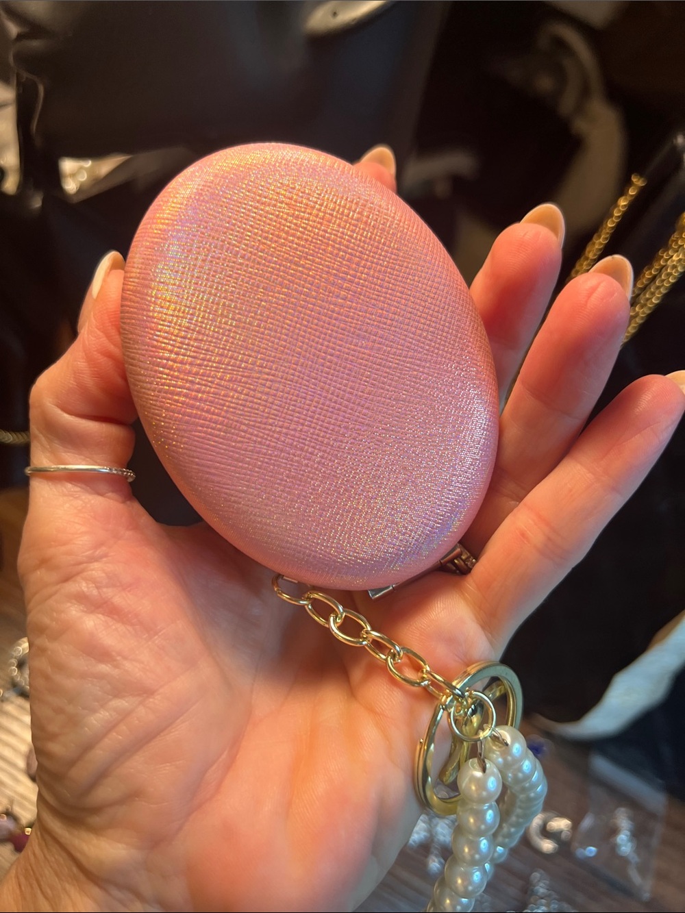 Embellished Crystal Mirror Compact/ Pearl Keychain Pearl Strap - Picture 7 of 7
